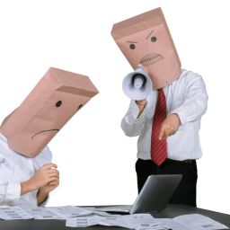 Nu delega Marketing-ul unui Intern: Importanța Specialiștilor în Marketing