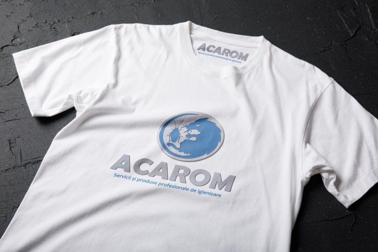 tricou